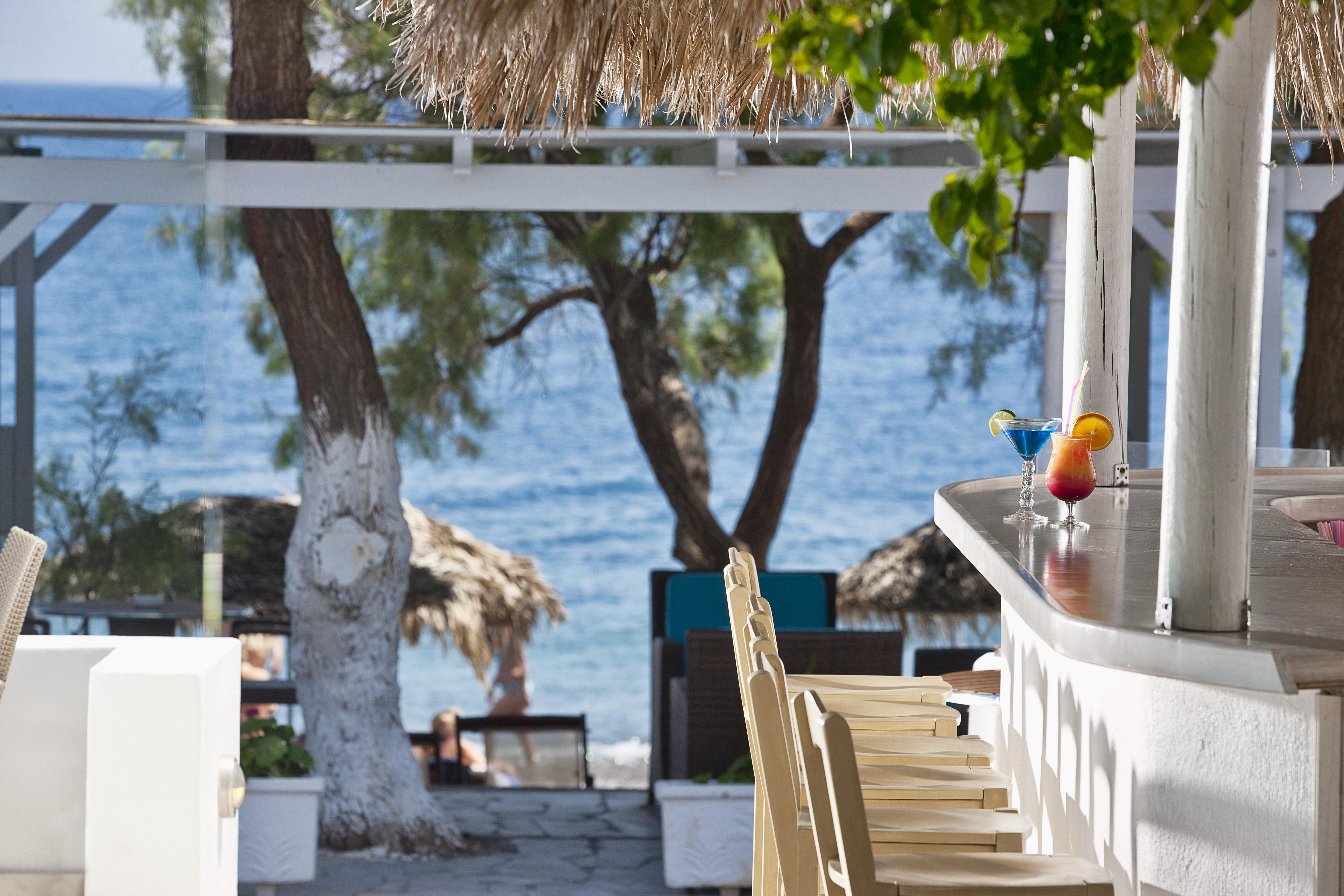 Alesahne Beach Hotel Kamári Zewnętrze zdjęcie