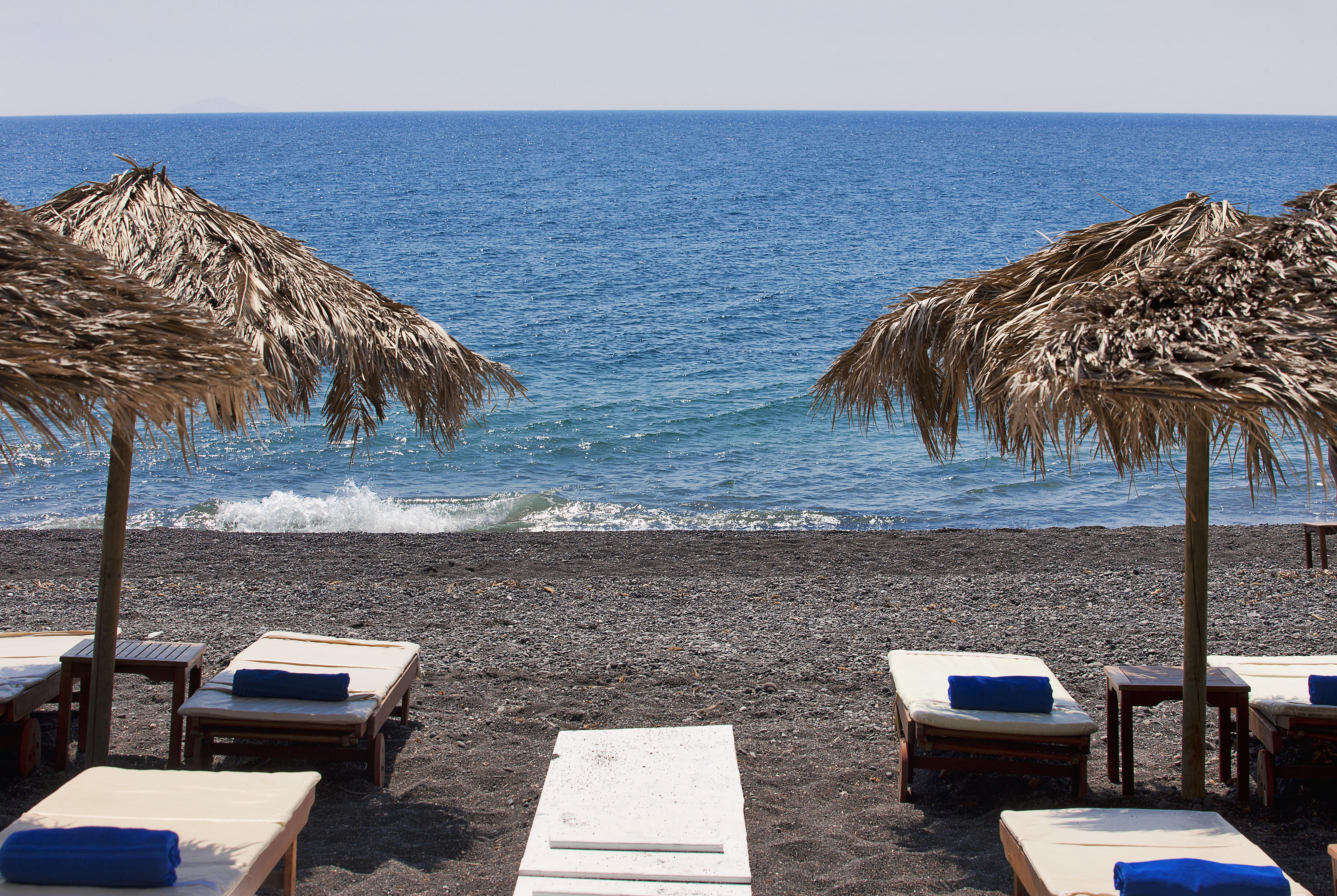 Alesahne Beach Hotel Kamári Zewnętrze zdjęcie