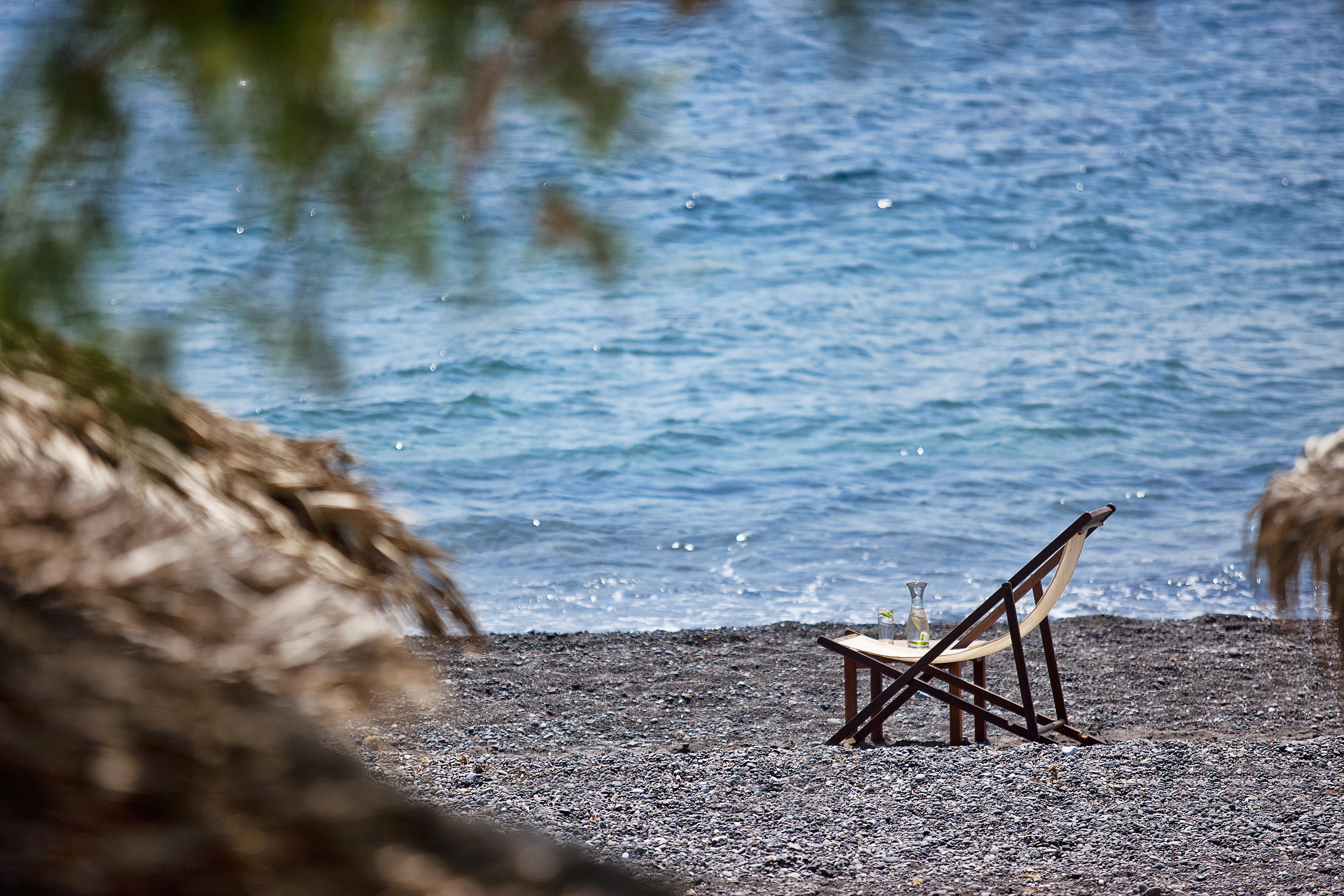 Alesahne Beach Hotel Kamári Zewnętrze zdjęcie