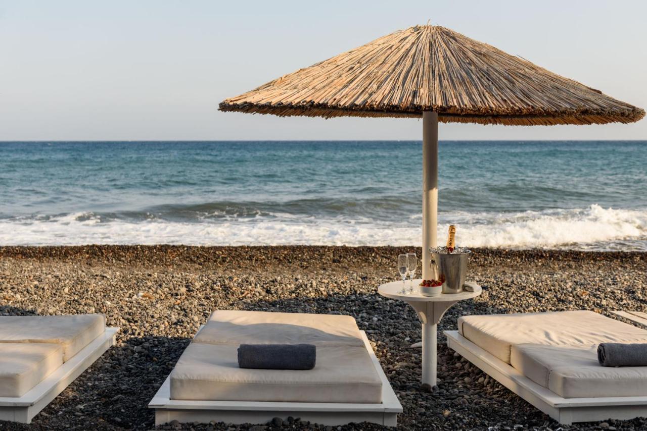 Alesahne Beach Hotel Kamári Zewnętrze zdjęcie