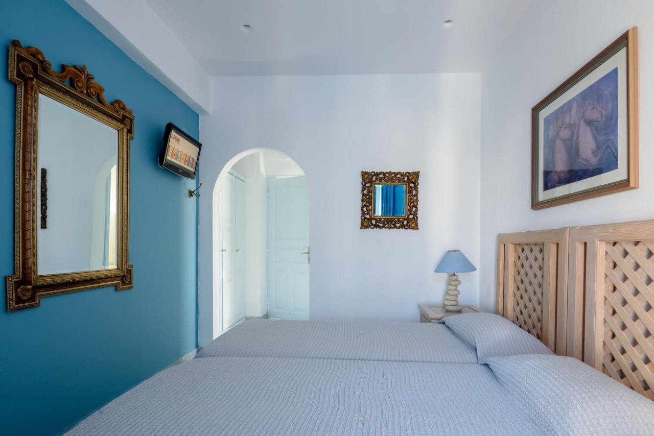 Alesahne Beach Hotel Kamári Zewnętrze zdjęcie